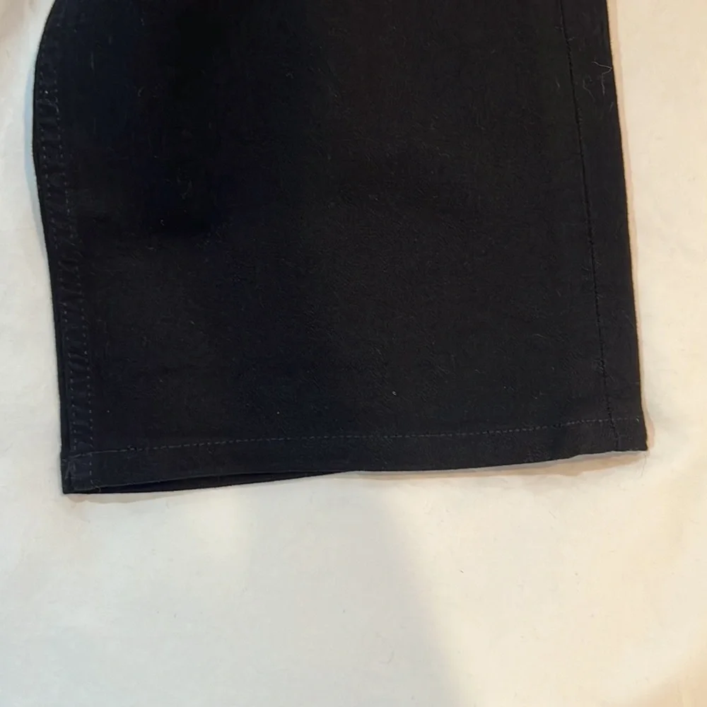Men’s Burberry Pants - Picture 10 of 11
